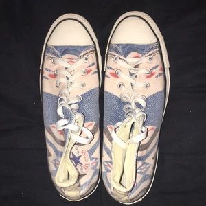 Tribal High Top Converse